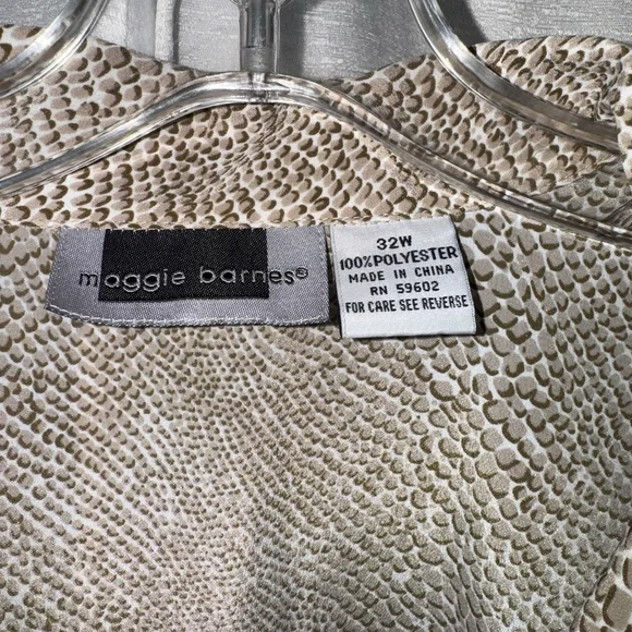 Maggie Barnes Buttoned Down Tunic Top Animal Print Size 32W Casual Brown/White - Picture 3 of 9